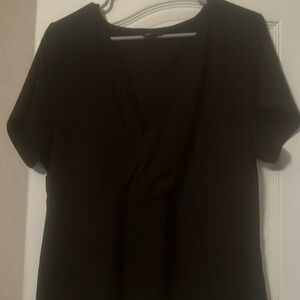 Torrid size 3 short sleeve shirt
